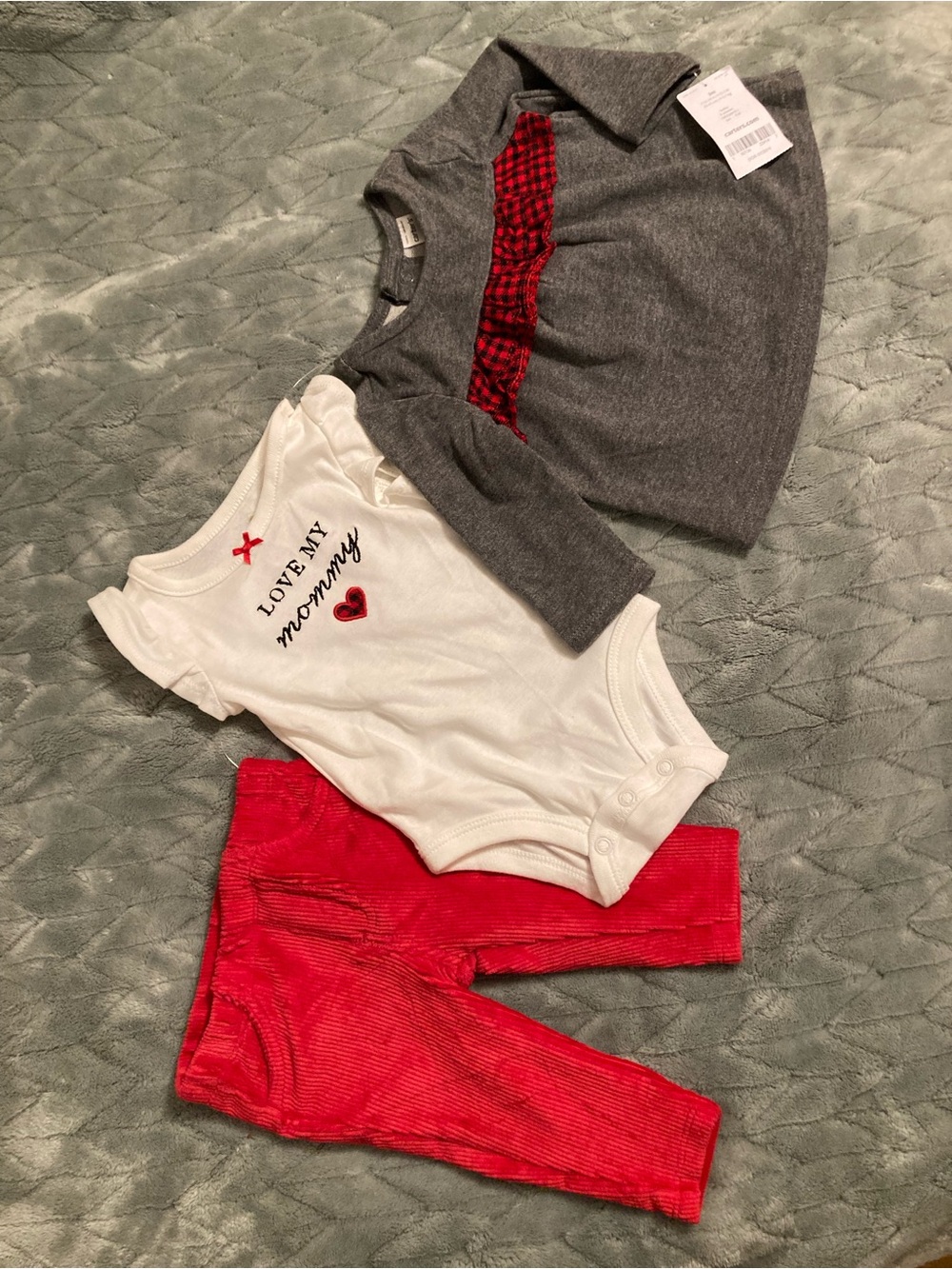 Carter’s 3M Love my Mommy 3 piece set NWT
